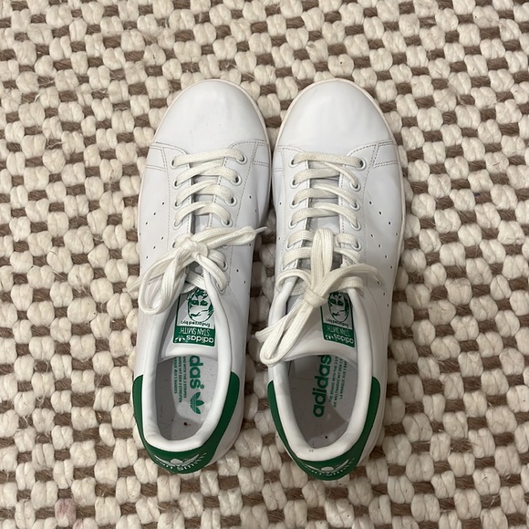 Men’s Stan Smith Sneakers | Size 11 - Picture 3 of 6